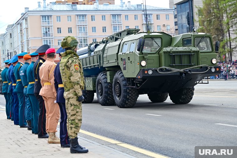 Реактивная система залпового огня «Торнадо-Г» на Параде Победы в Перми