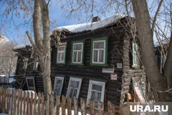 Планы по расселению ветхого жилья выполнены, утверждают чиновники
