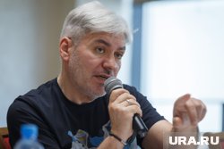 С поклонниками в воскресенье встретится Евгений Водолазкин