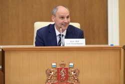 Денис Паслер потребовал от депутатов активнее работать