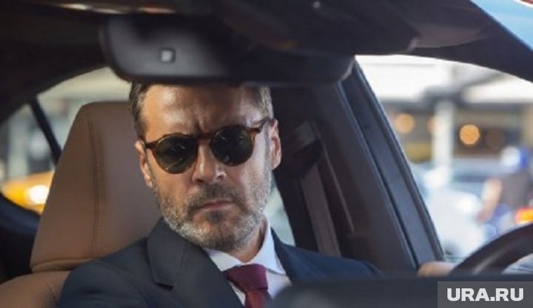 Актер Барыш Кылыч также снимался в сериалах «Пора тюльпанов» и «Война роз»