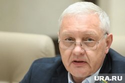 Депутат гордумы Александр Колесников считает, что на охрану школ выделяют недостаточно средств