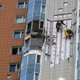 Обломки украинского дрона рухнули на жилой дом в Москве: что происходит на месте ЧП