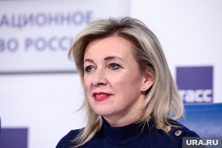 Захарова высмеяла идею военного конфликта между Великобританией и Россией