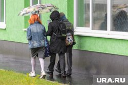 Школьники Ямала проведут 1 сентября под дождем