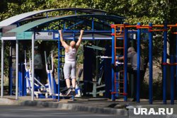 Для подержания здоровья нужно заниматься физкультурой не менее получаса в день