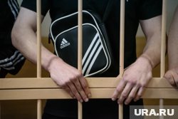 Курганца наказали за переклейку агитации кандидата КПРФ на помойки (фото из архива)