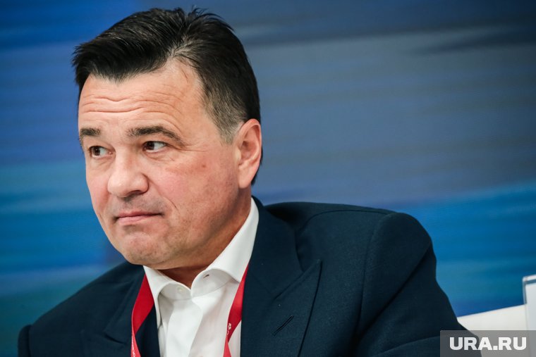 Воробьев заявил, что спецслужбы устраняют последствия сильного снегопада в Подмосковье