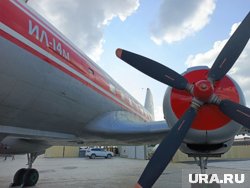 На самолеты можно посмотреть свободно, они находятся на открытой площадке