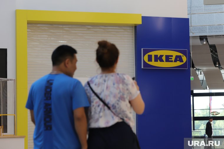 IKEA закрыла все магазины в России и продала фабрики три года назад 