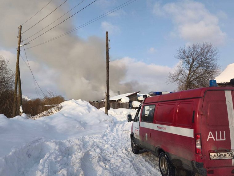 Возгорание произошло около двух часов дня