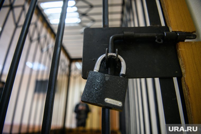 Руководители обманным путем получили право собственности на 48 объектов