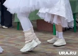 «Забег невест» прошел в Кургане