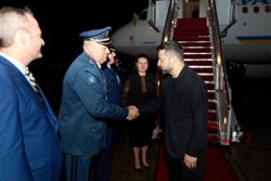 В программе Кита Келлога встречи с лидерами и участие в молитвенном завтраке