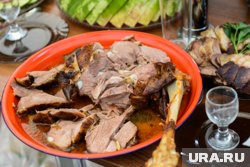Шеф-повара накормили магнитогорцев блюдами из баранины