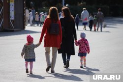 Большая часть семей направили средства на улучшение жилищных условий, сообщают «Известия»