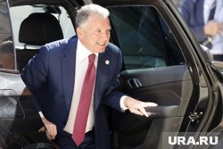 Стивен Уиткофф после того, как вышел из здания посольства США в Москве, отказался отвечать на вопросы журналистов 