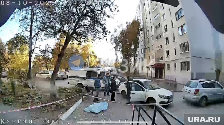Тело нашли у подъезда в Заозерном