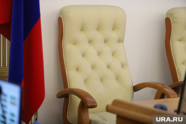 Владимир Демешкин до прихода во власть работал директором агропромышленного техникума