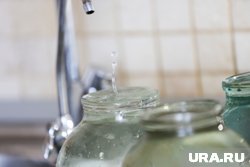 Холодную воду отключат в разных районах Перми