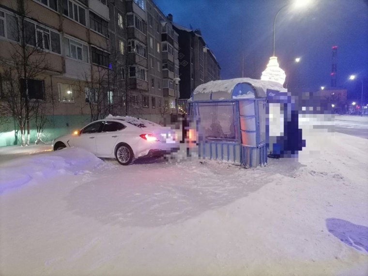 Водитель иномарки не справился с управлением авто