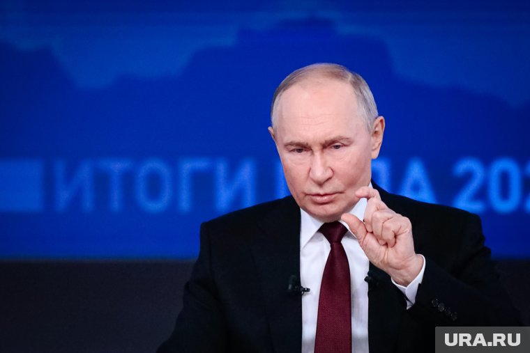 Президент Владимир Путин обсудил разработки РАН по гиперзвуку за закрытыми дверями