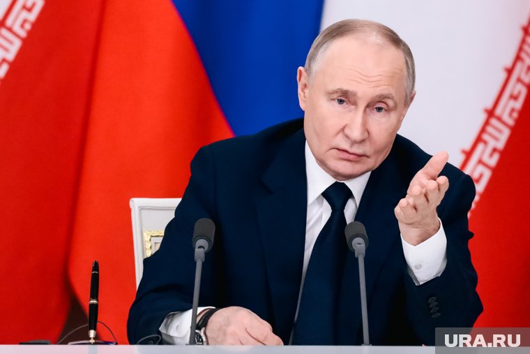 Россию и ОАЭ многое связывает, заявил президент Владимир Путин
