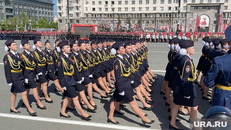 В Челябинске 9 мая прошел Парад Победы