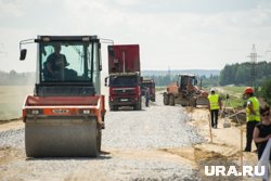 Власти  ХМАО вложили более 800 млн руб в строительство дорог в Ханты-Мансийске в 2024 году