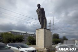 Памятник Ленину раньше стоял в центре города