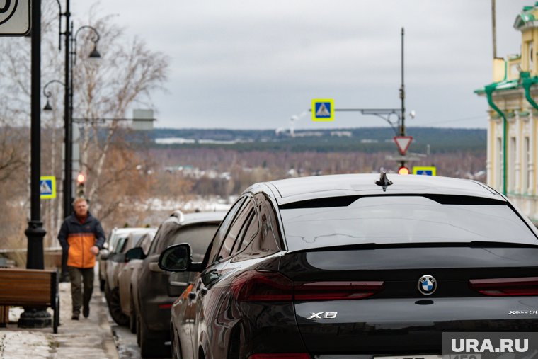 Обслуживание премиальных авто стало роскошью