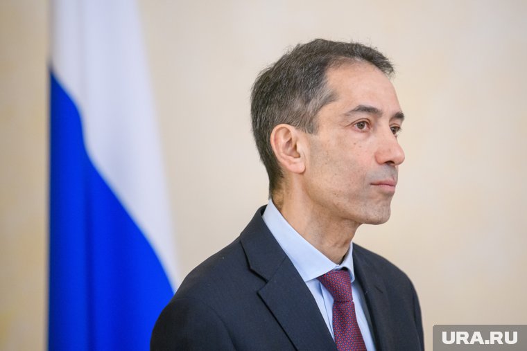 Посол Азербайджана в России Мустафаев посетил Центр Илизарова в Кургане