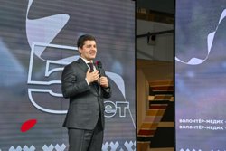 Губернатор ЯНАО в рамках «Честного маршрута» открыл самую большую школу в Губкинском