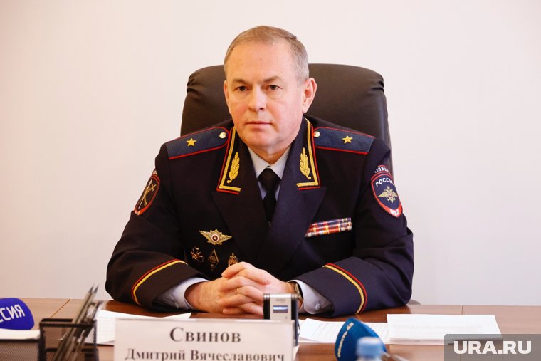 Силовики обсуждают, что генерала полиции Дмитрия Свинова переведут на службу в Волгоград