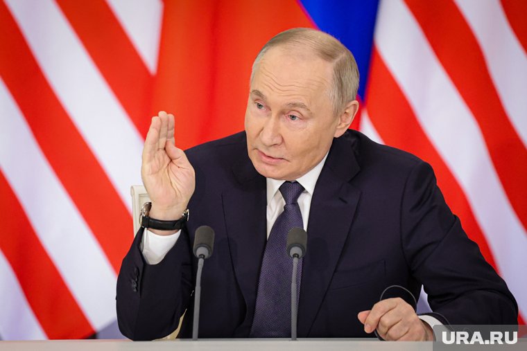 Путин не поедет в Стамбул, заявил Песков