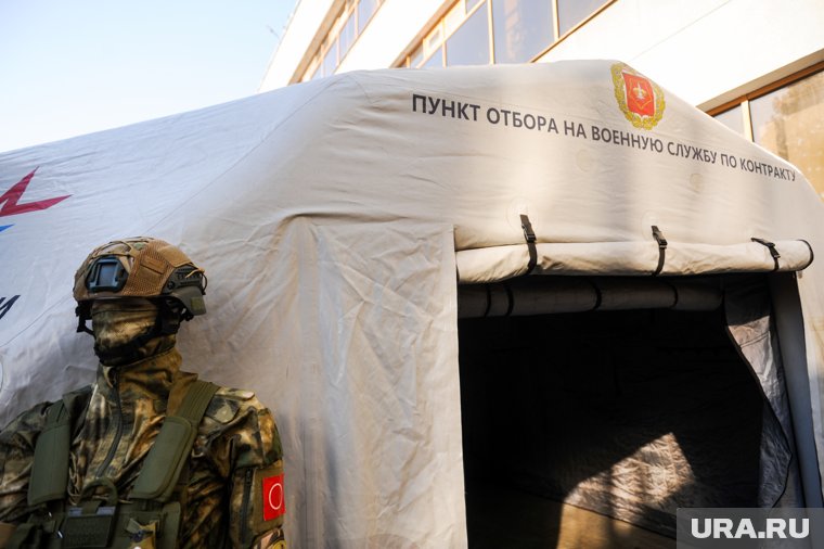 По итогам беседы они выразили готовность заключить контракт для прохождения службы