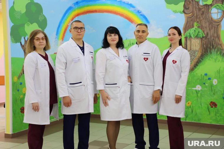 Ямальских медиков переодели в новую униформу 
