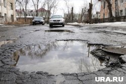 60-летний житель Конаково поскользнулся и упал в яму возле магазина «Завхоз» (архивное фото)