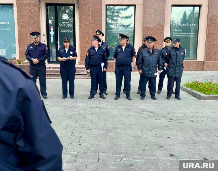 Силовики будут дежурить в точках массового скопления людей