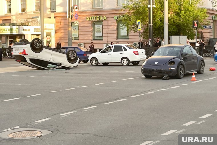 В аварии пострадало два чнловека