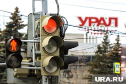 Светофоры не работают на улицах Цвиллинга, Труда и площади искусств