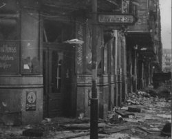 Так выглядели улицы Берлина в мае 1945 года