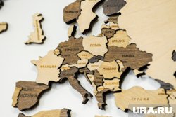 Россия и США могут поделить сферы влияния в Европе после окончания украинского конфликта, считает политолог Сергей Черняховский