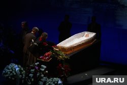 Церемония прощания с Талызиной прошла в Театре Моссовета, в котором артистка выступала на протяжении 67 лет
