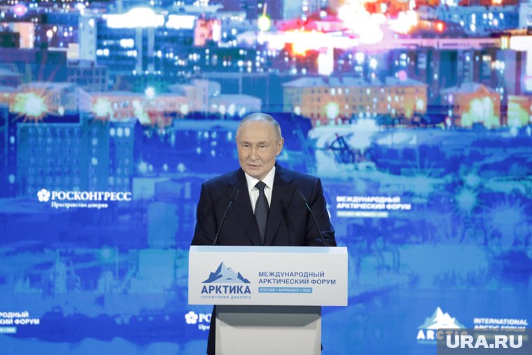 Путин подчеркнул, что космическая отрасль должна быть флагманом развития РФ