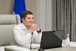 Губернатор ЯНАО поздравил Тарко-Сале с 92-летием города