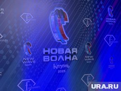 «Новая волна» не только музыкальный конкурс, но и повод для звезд выгулять наряды
