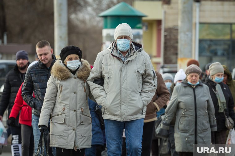 Осенью прогнозируется новый подъем заболеваемости COVID-19, заявила Анна Попова