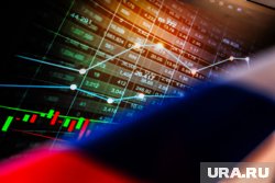 Иностранные инвесторы ожидают снятия санкций с России, пишет Bloomberg