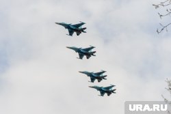 У Украины нет оружия против бомбардировщика Ту-160М (на фото Су-34)